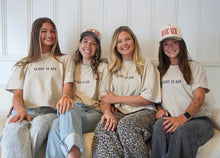 Load image into Gallery viewer, GLORY TO GOD MOCKNECK TEE