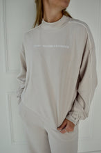 Load image into Gallery viewer, MODAL MHC SET &amp; PULLOVER
